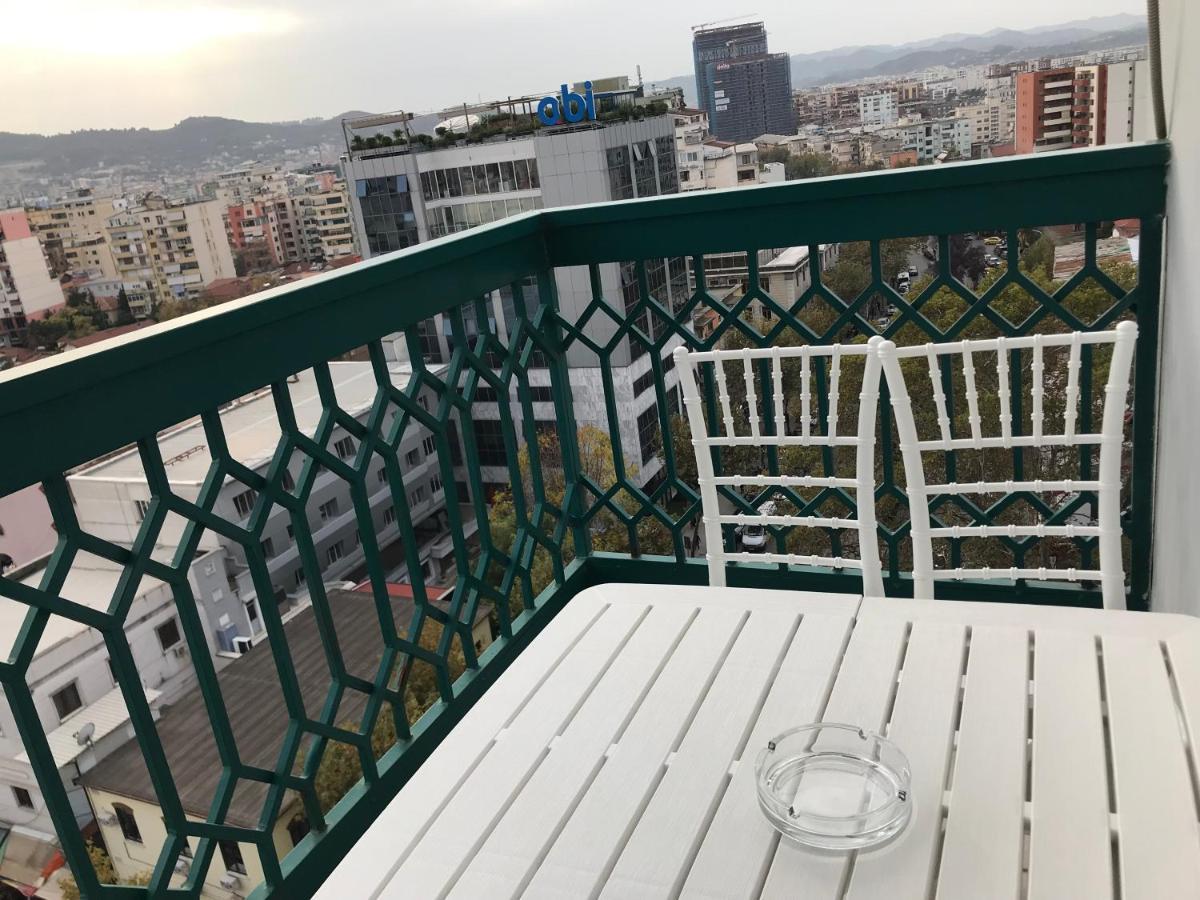 Appartamento Sun Tower-Center Of Tirana Esterno foto