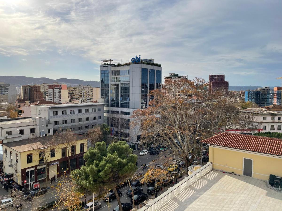 Appartamento Sun Tower-Center Of Tirana Esterno foto