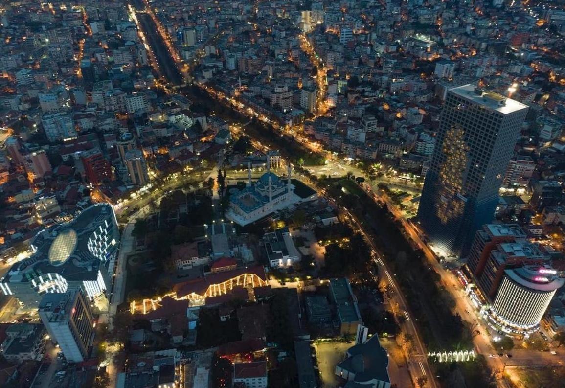Appartamento Sun Tower-Center Of Tirana Esterno foto